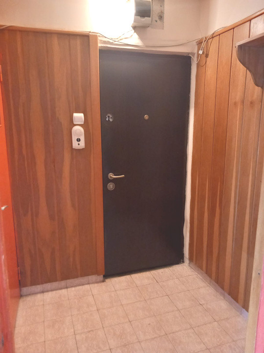 Apartament semidecomandat 3/4