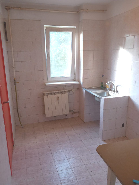 Apartament semidecomandat 3/4