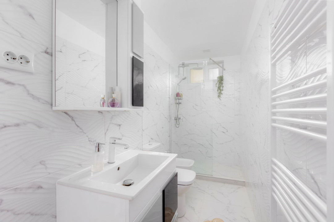 Apartament 2 -Strada Lungă | 75 mp - Terasă 12 mp - Parcare Privată