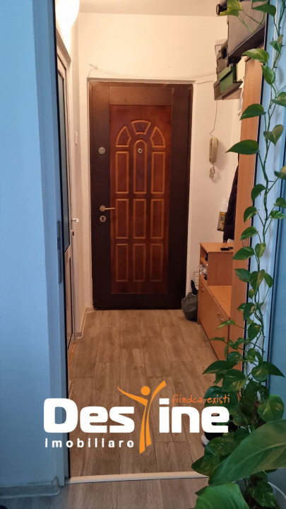 ZIMBRU , Apartament 2 camere, SEMIDECOMANDAT, 42 MP, 76.000 EURO