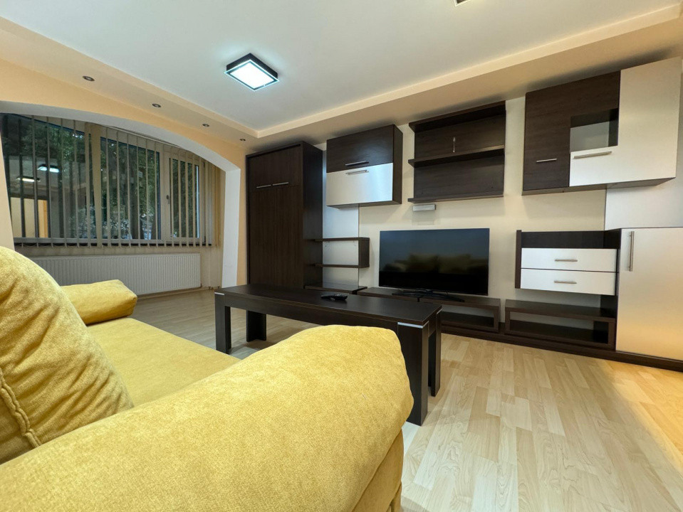 Apartament 2 camere de închiriat – ultracentral, complet echipat | Parcare