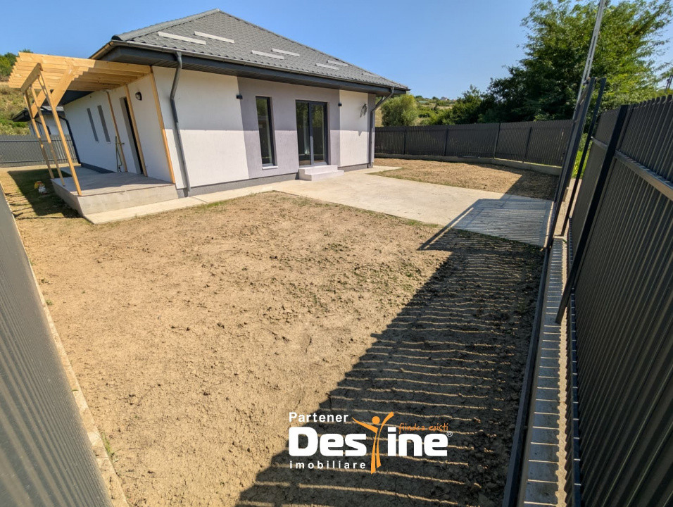 Casă individuală 3 camere, terasă, finisaje premium, încălzire pardoseală, 2 băi