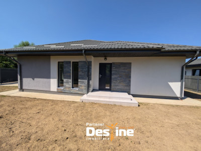 Casă individuală 3 camere, terasă, finisaje premium, încălzire pardoseală, 2 băi