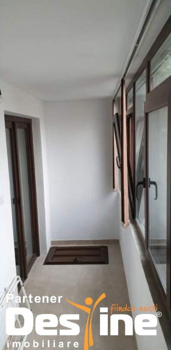 Apartament 2 camere, semidecomandat, ZIMBRU - DACIA