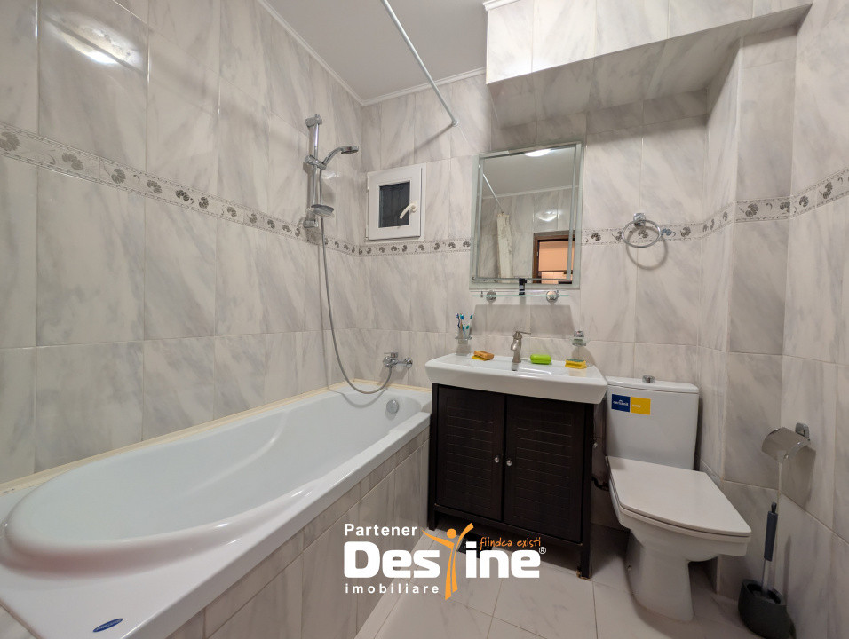 Centru Prima Închiriere - Apartament cu 3 camere Independentei mobilat