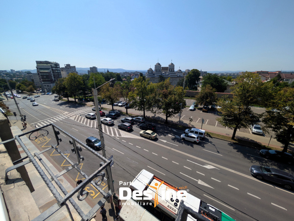 Centru Prima Închiriere - Apartament cu 3 camere Independentei mobilat
