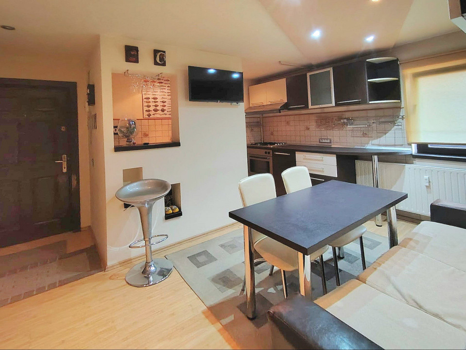 Apartament central etaj 3