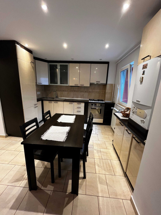 Apartament 2 cam 67 mp, etajul 2, Spitalul Judetean