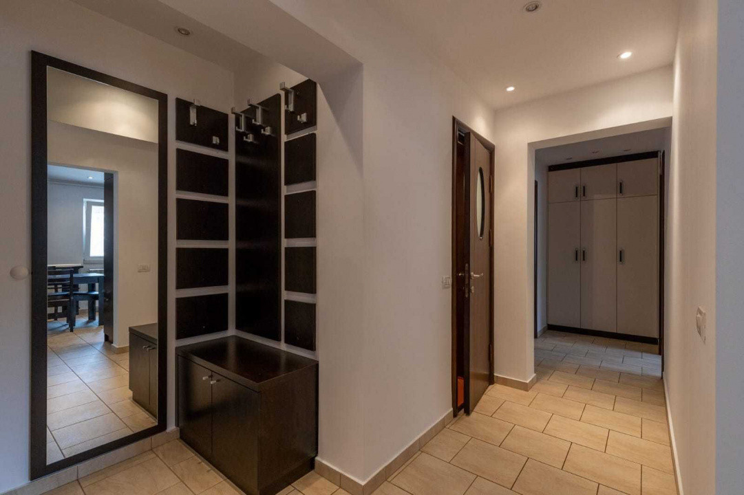Apartament 2 cam 67 mp, etajul 2, Spitalul Judetean