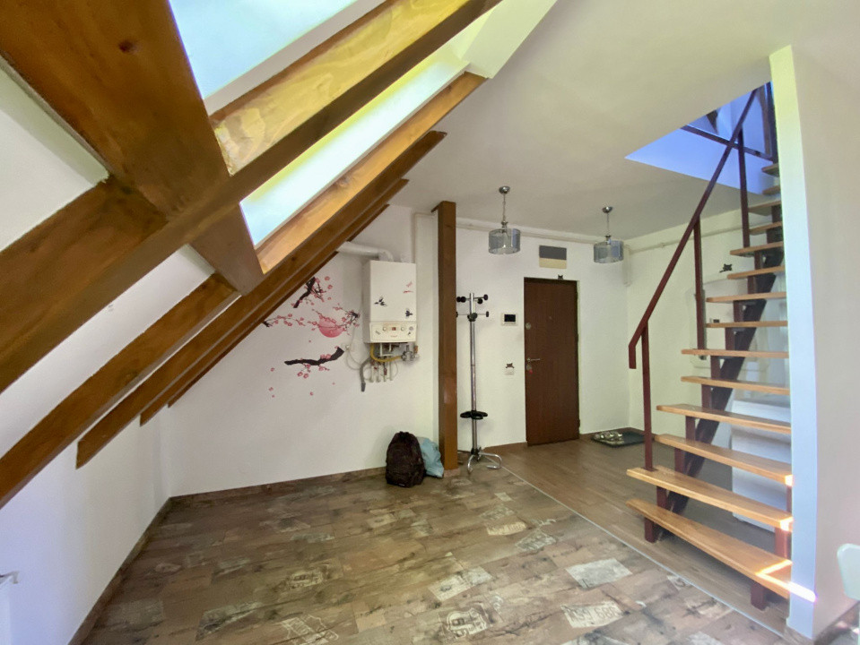 Închiriere mansardă 2 camere, 70 mp – TRACTORUL | pet friendly!