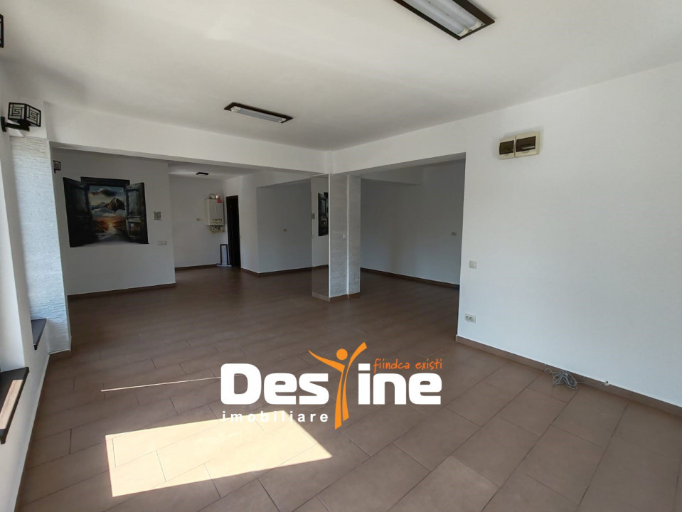 Spațiu comercial sau birouri 65 mp, funcționalitate multiplă - CUG