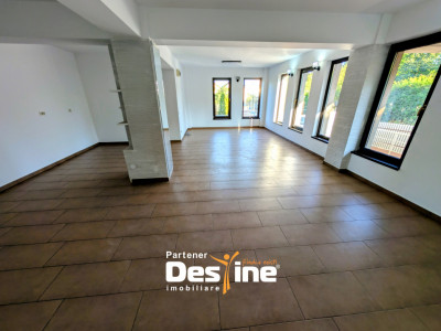 Spațiu comercial / birouri 65 mp, centrală termică, baie proprie, luminos - CUG