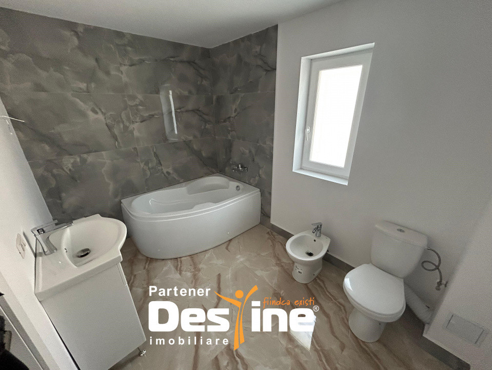 Casă individuală 120 mp utili  135.000 euro | Asfalt - Toate utilitatile incluse