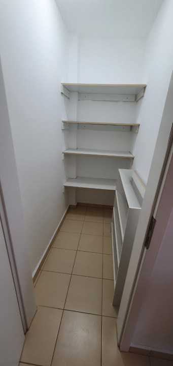 Apartament 2 camere decomandat cu balcon si parcare, Avantgarden 3