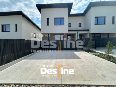 Casă tip duplex 108 mp utili - 250 mp teren Valea Lupului