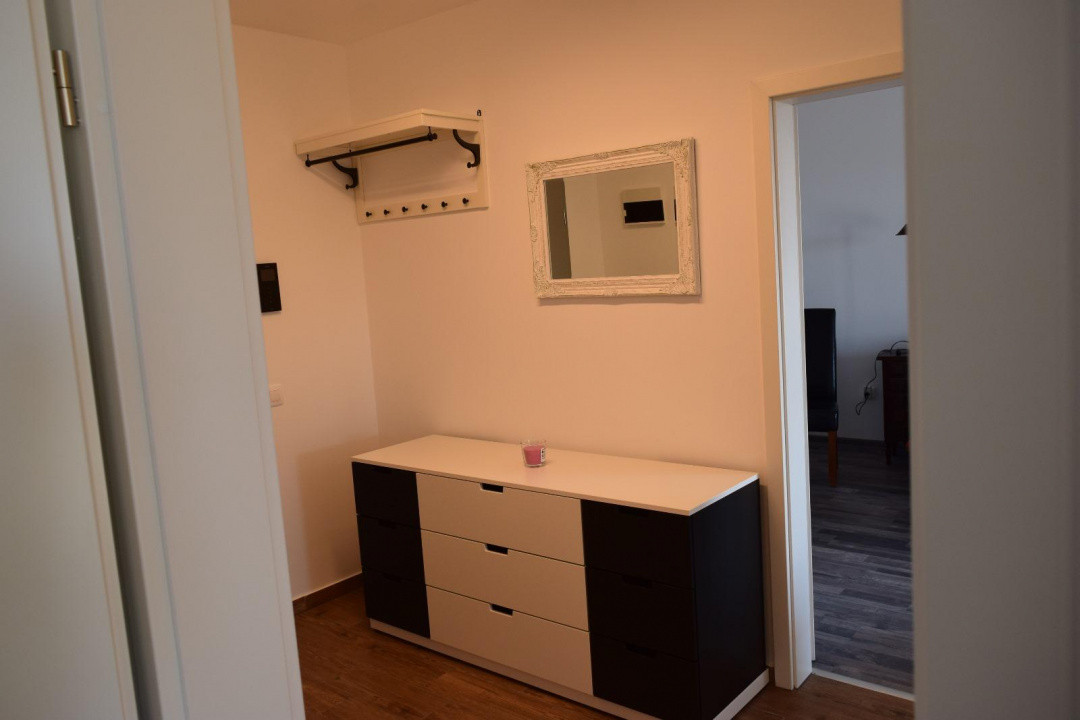 APARTAMENT DE ÎNCHIRIAT| 2 camere, DECOMANDAT - Tractorul 