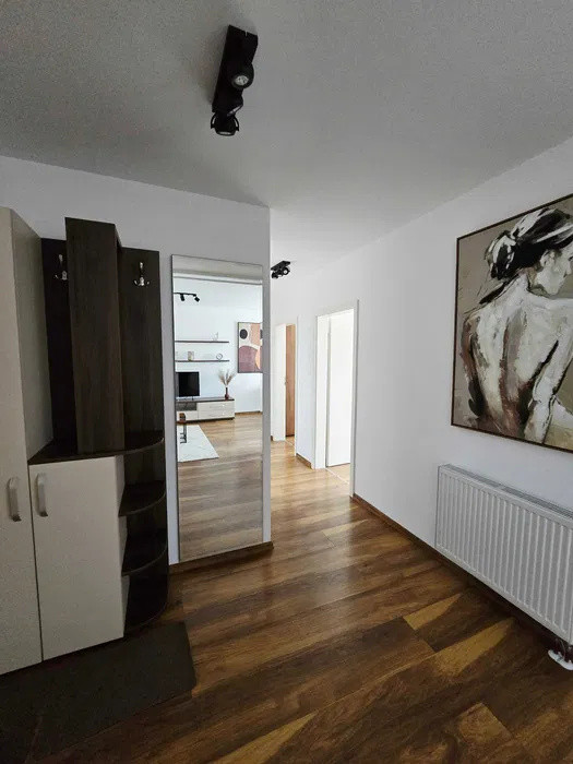 APARTAMENT DE ÎNCHIRIAT- 3 camere | DECOMANDAT | loc de parcare | Tractorul 