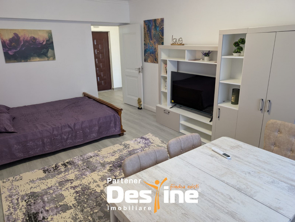 Prima închiriere - Centru, apartament cu 1 camera decomandat mobilat și utilat