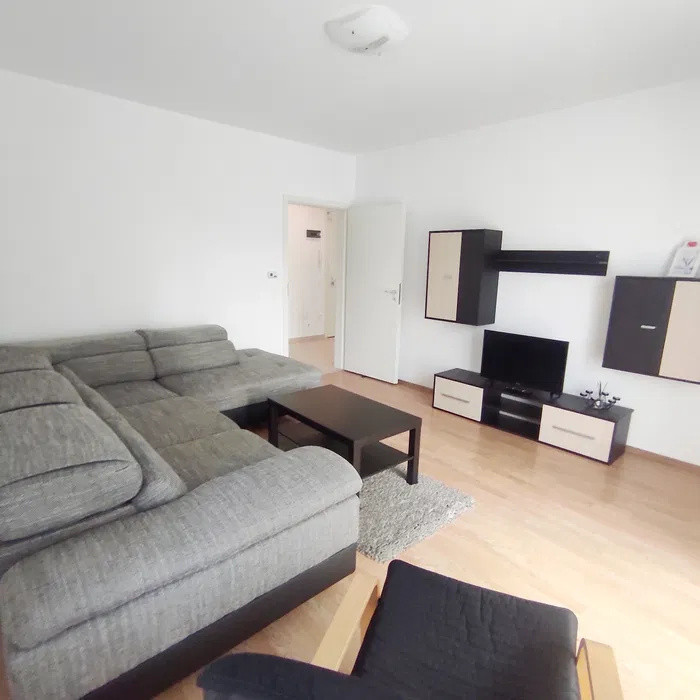 Confort și Eleganță într-un Apartament Luminos 