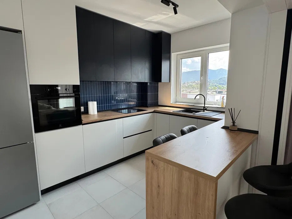 Apartament 3 camere 70 mp, Avantgarden