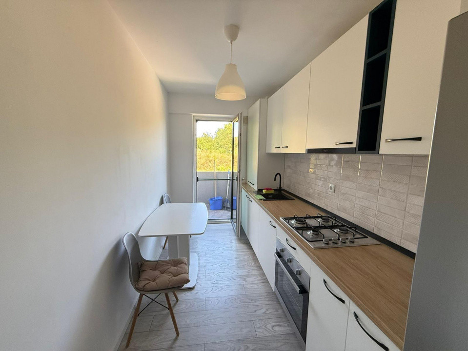 Confort și Eleganță într-un Apartament Luminos 