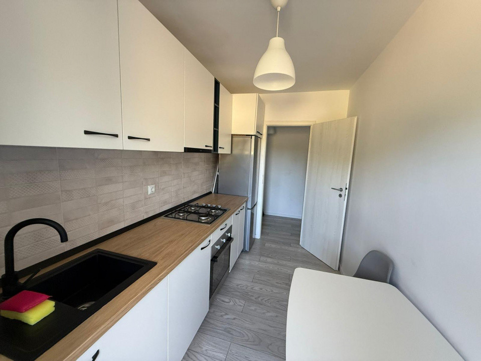 Confort și Eleganță într-un Apartament Luminos 