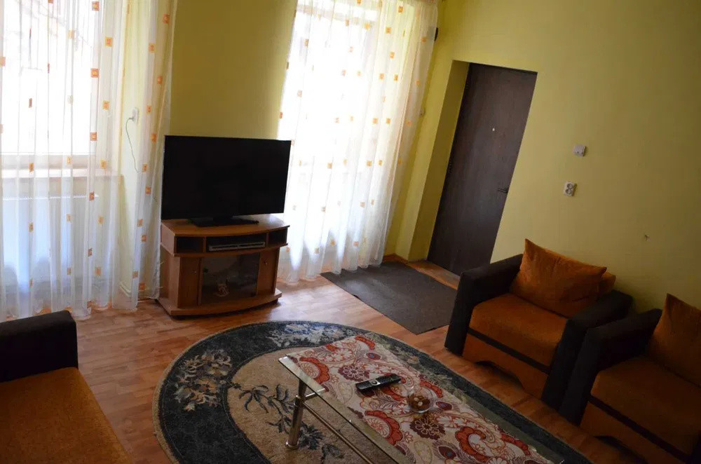 Apartament 2 camere ultracentral, 45 mp parter
