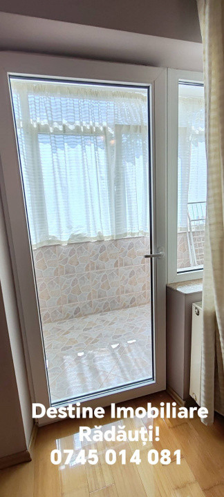Apartament 3 camere, etajul 1/4, Radauti