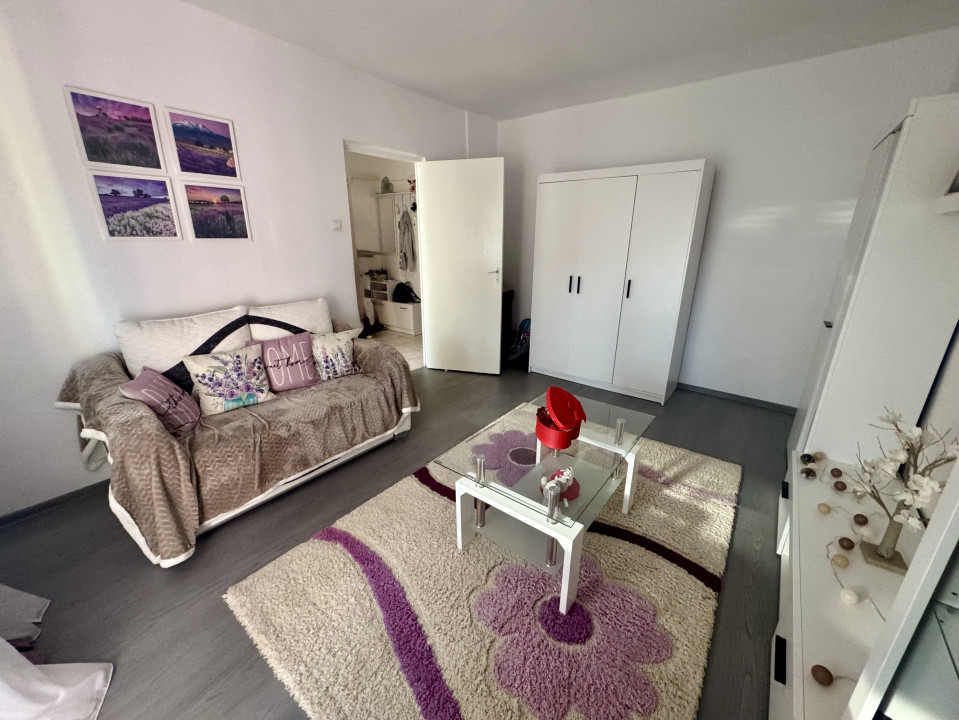 Apartament 2 camere mobilat etaj 2 central