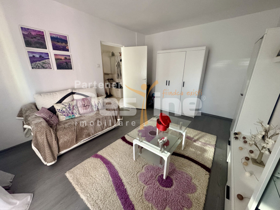 Apartament 2 camere mobilat etaj 2 central