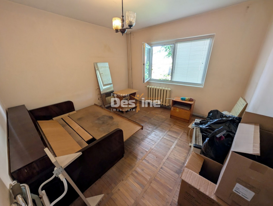 CUG - Apartament 4 camere decomandat 80MP parter - Tudor Neculai