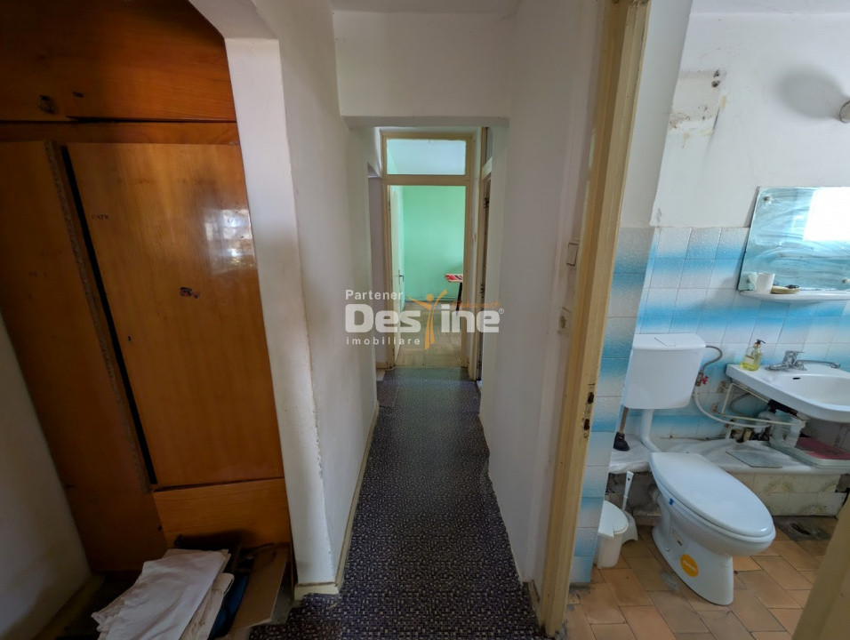 CUG - Apartament 4 camere decomandat 80MP parter - Tudor Neculai