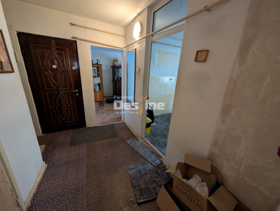 CUG - Apartament 4 camere decomandat 80MP parter - Tudor Neculai