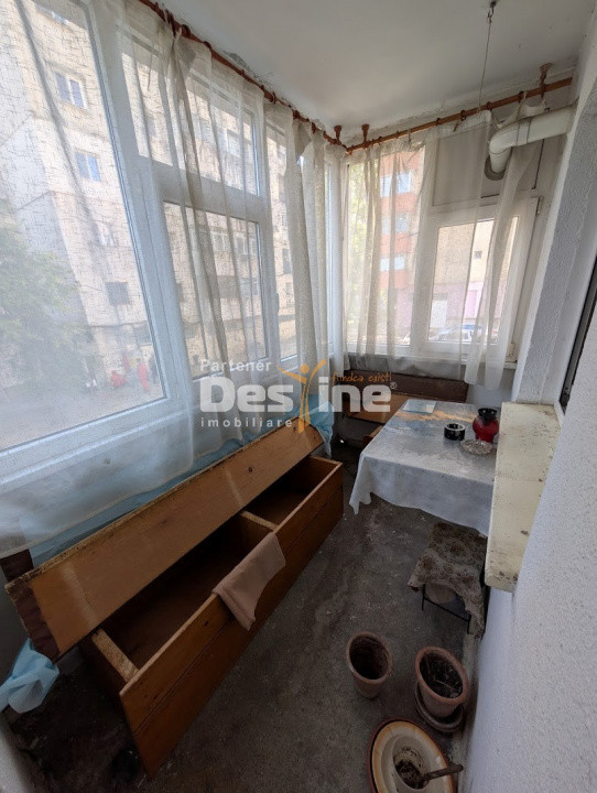 CUG - Apartament 4 camere decomandat 80MP parter - Tudor Neculai