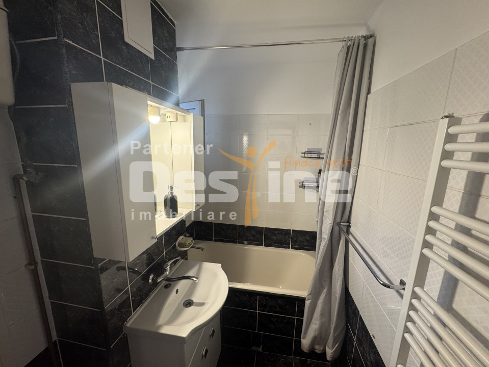 Apartament 3 camere etajul 2