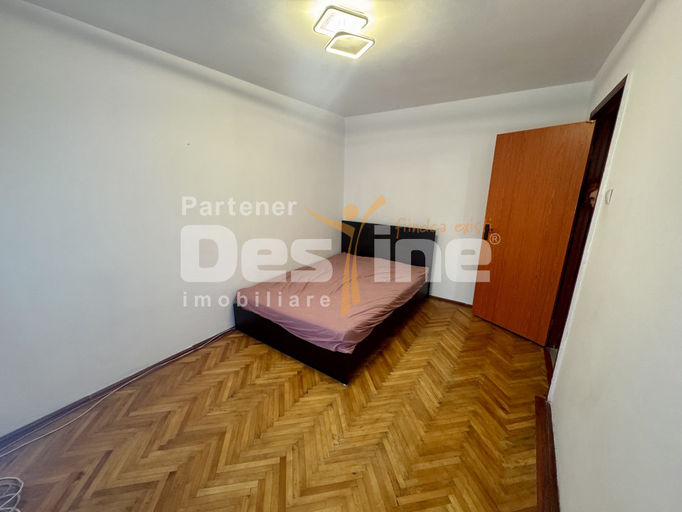 Apartament 3 camere etajul 2