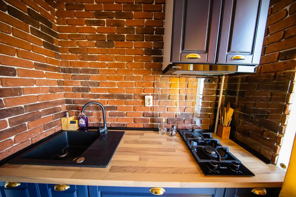 Persoana fizica apartament 2 camere Podu Ros Palas 