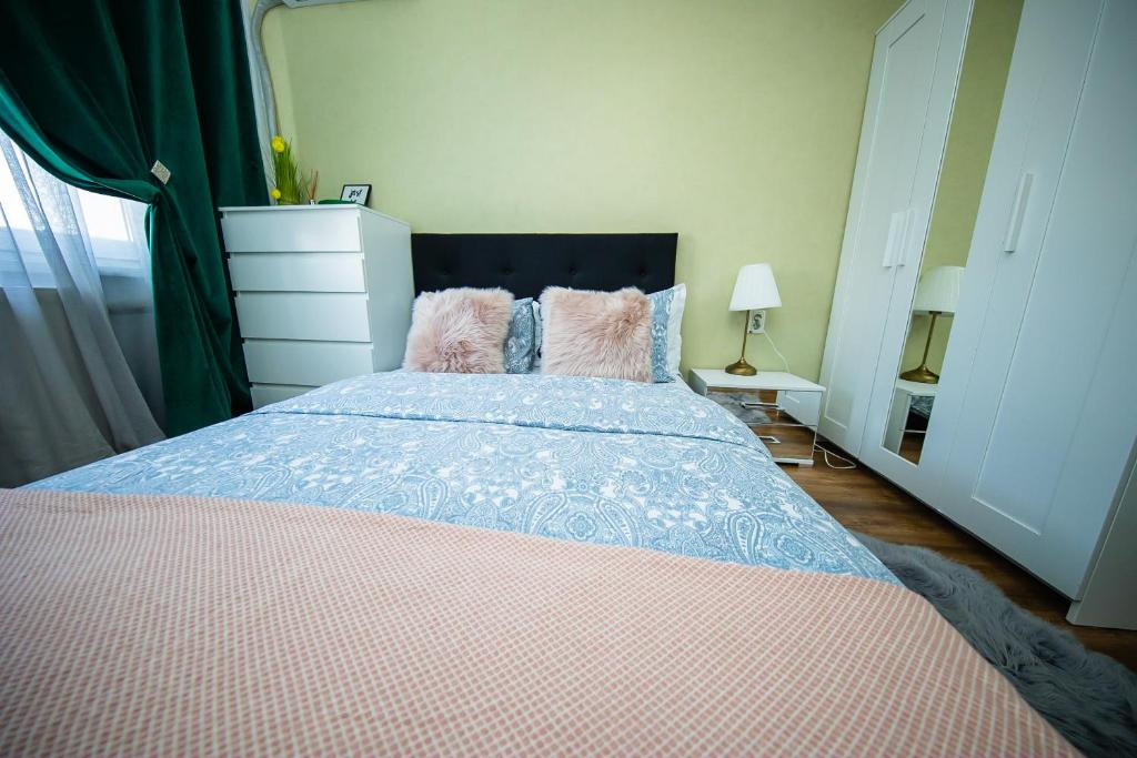 Persoana fizica apartament 2 camere Podu Ros Palas 