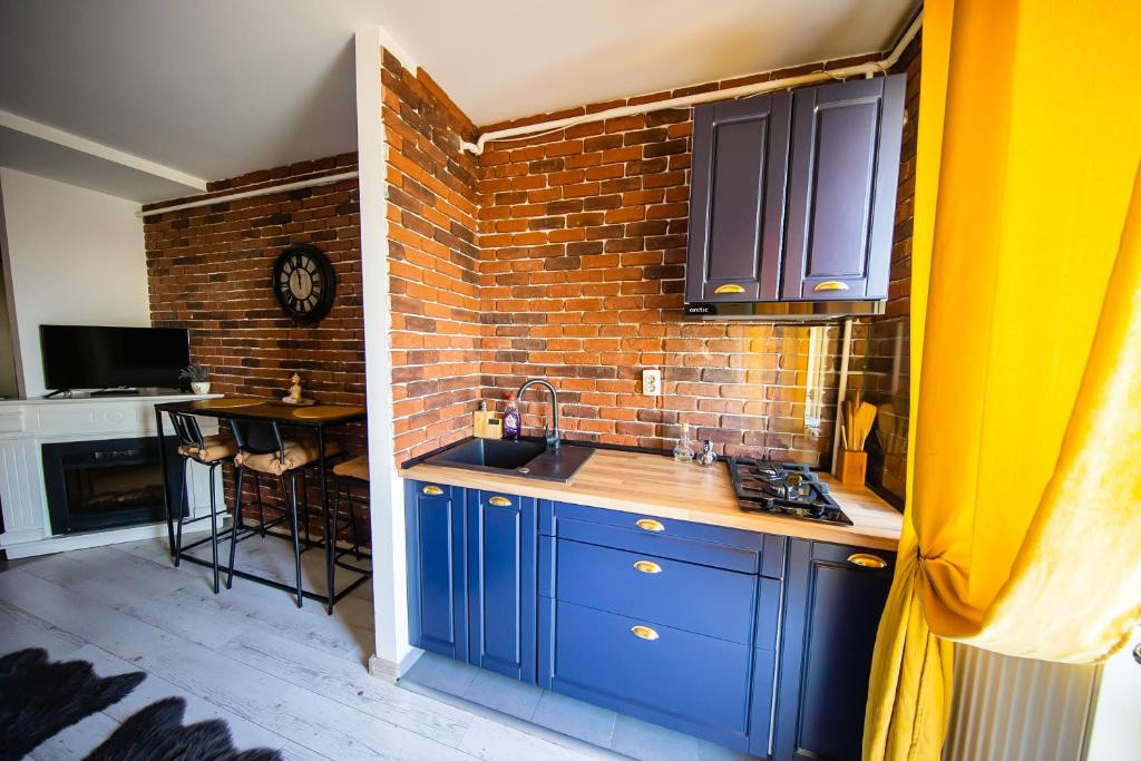 Persoana fizica apartament 2 camere Podu Ros Palas 