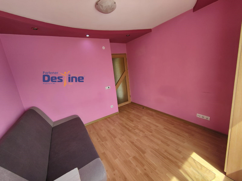 Apartament 3 camere decomandat 58 MP - Nicolina 1