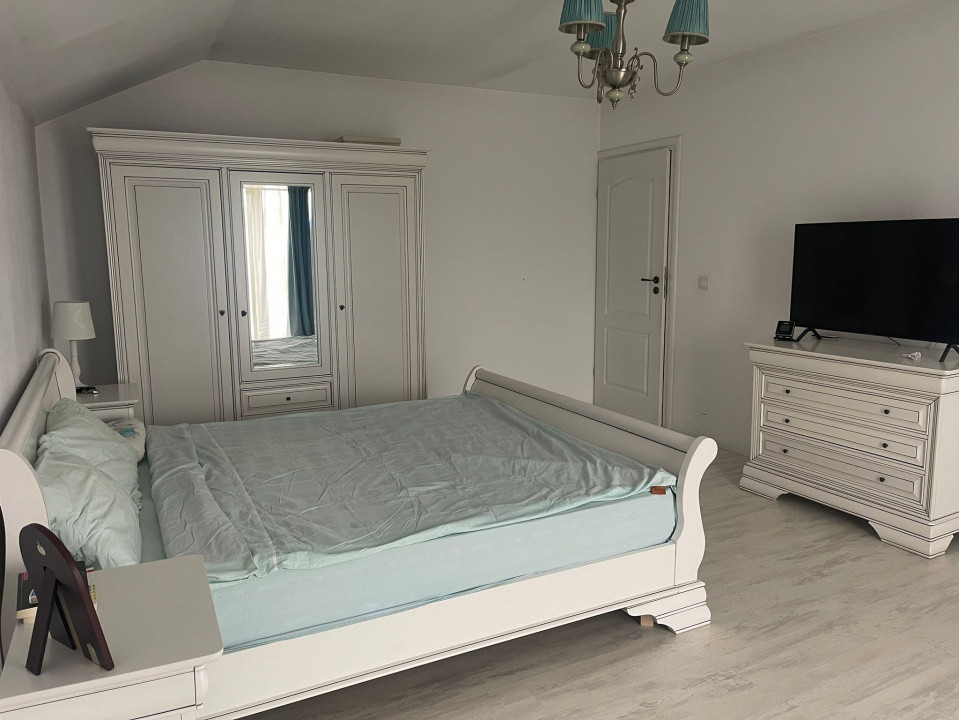 Eleganta și relaxare la tine acasă - vila moderna Damila