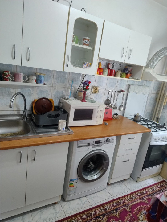 Apartament 2 camere, etaj 2/4, zona Gării