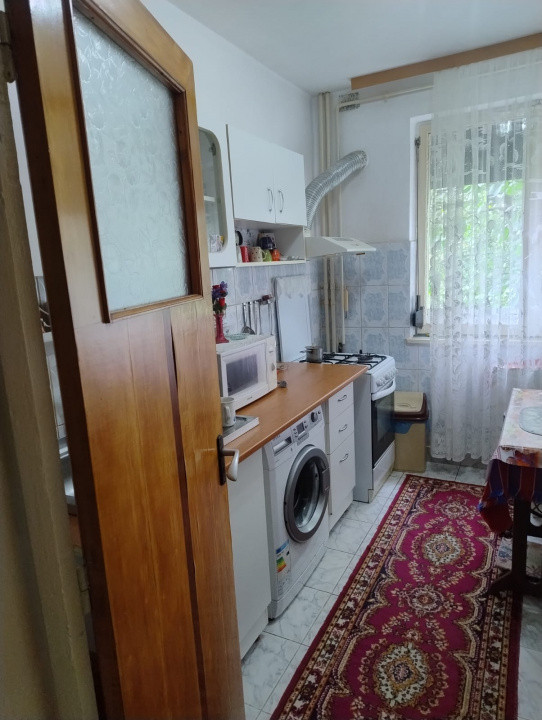 Apartament 2 camere, etaj 2/4, zona Gării