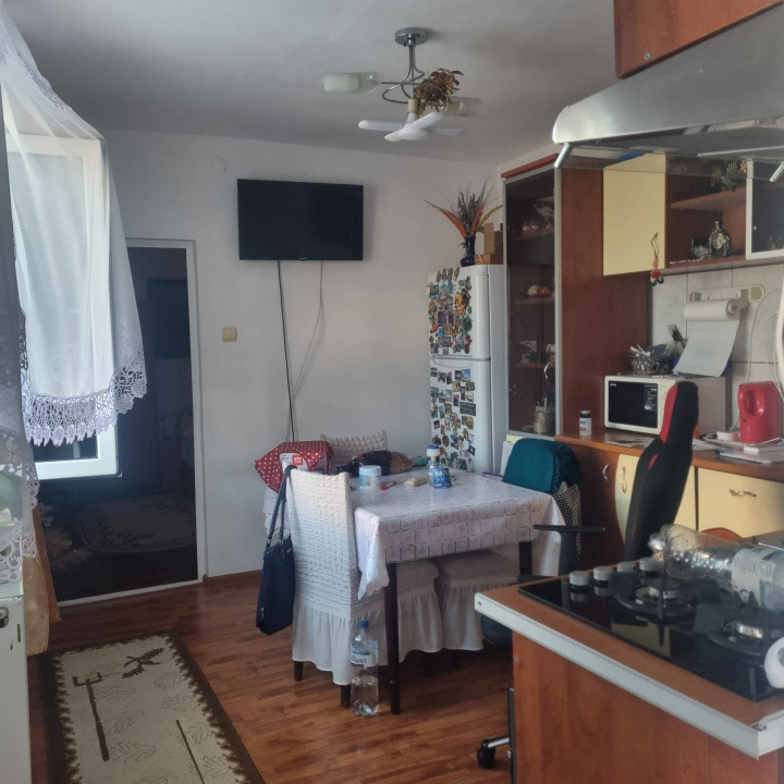 CASA DE VANZARE 