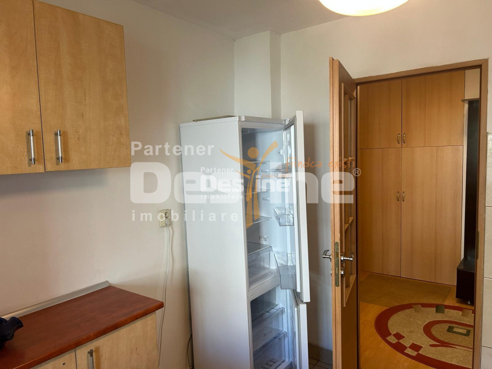 Chirie Apartament 3 camere 70 mp mobilat utilat loc de parcare - Drumul Taberei