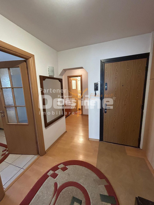 Chirie Apartament 3 camere 70 mp mobilat utilat loc de parcare - Drumul Taberei