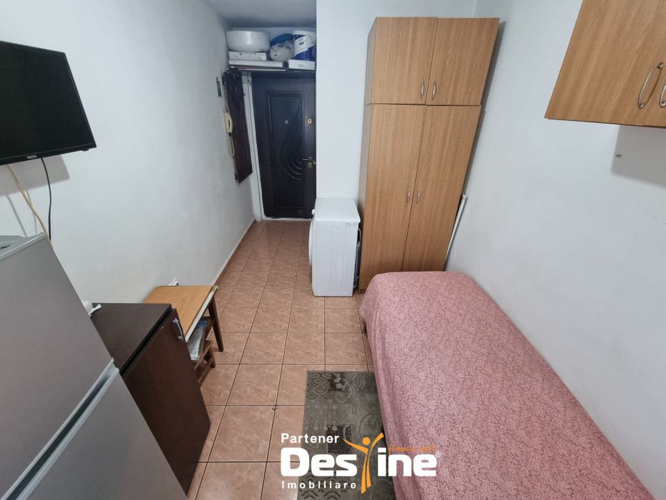 Piața Nicolina – Garsonieră 11mp, dotată cu AC, aproape de Iulius & Palas Mall
