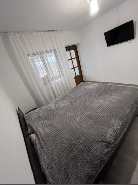 Casă la sol 5 camere, 195 mp, garaj, curte – Constanța