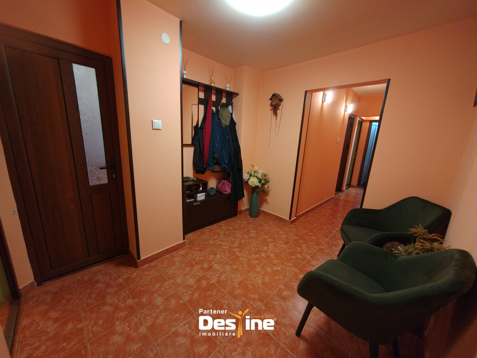 Aleea Tudor Neculai, CUG - Apartament 3 camere DECOMANDAT 76.38 mp