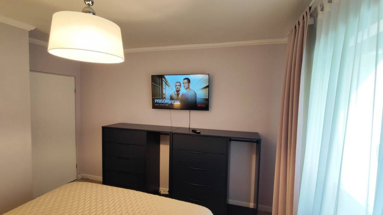 Vand apartament 3 camere Dacia